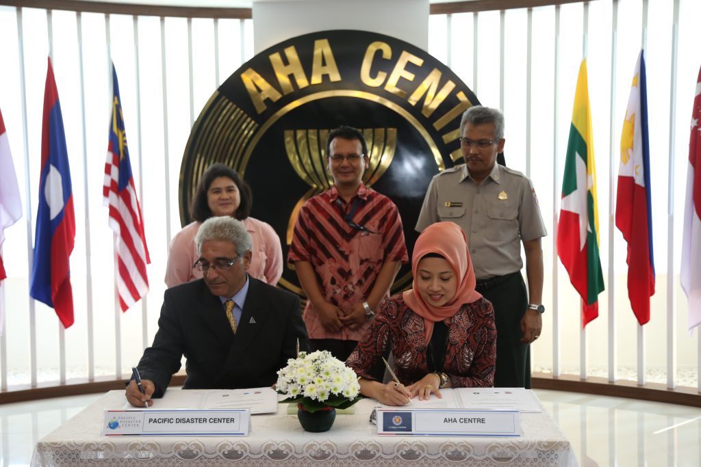 Signing of Memorandum of Intent between the AHA Centre and Pacific Disaster Center